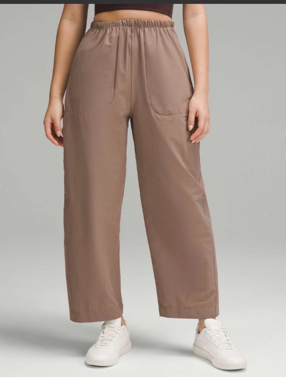 Lululemon Lightweight Mid-Rise Barrel-Leg Cropped Pant
Taupetastic